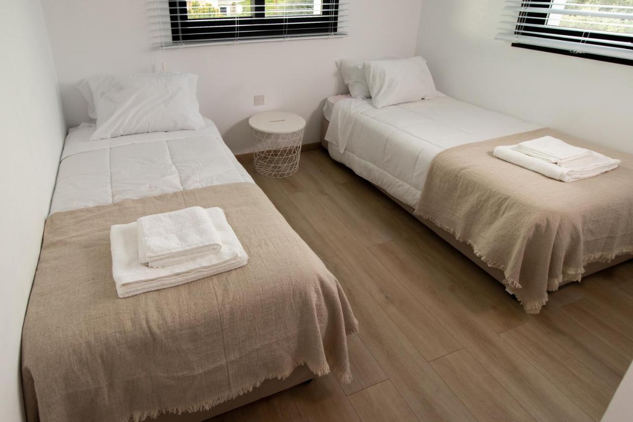 Mhouse44 Villa Peyia Luaran gambar