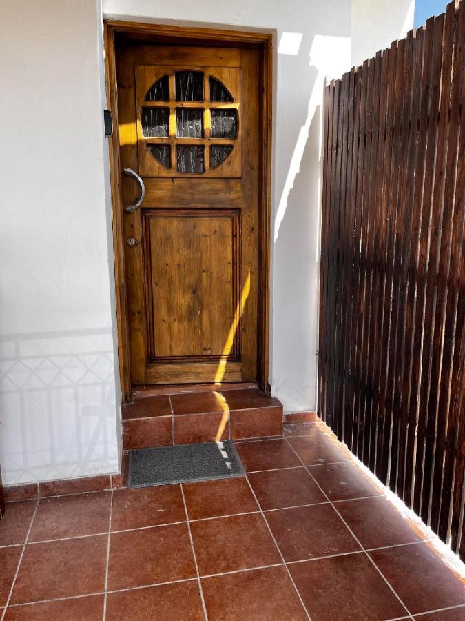 Mhouse44 Villa Peyia Luaran gambar