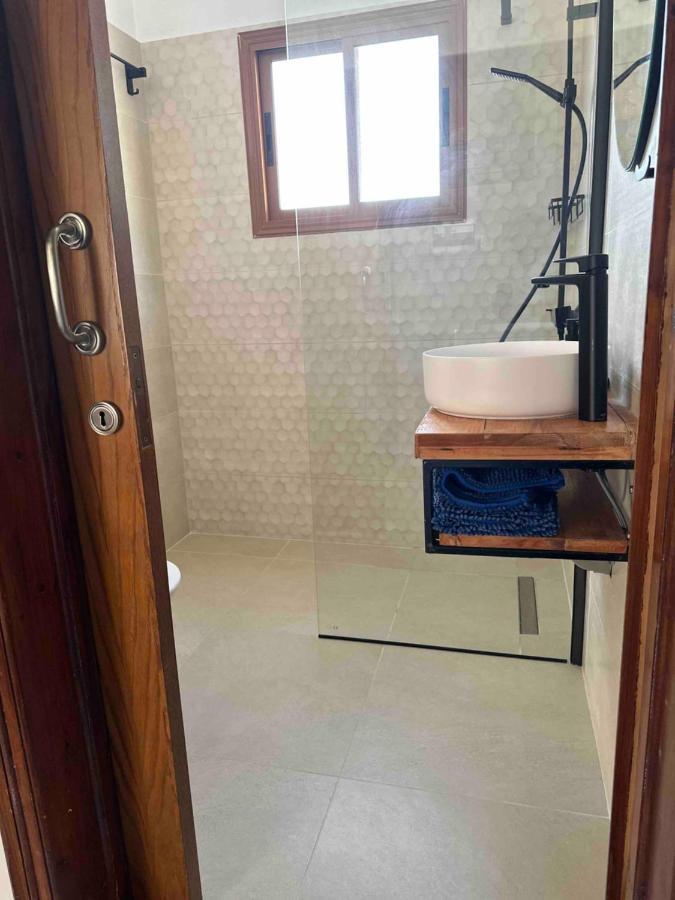 Mhouse44 Villa Peyia Luaran gambar